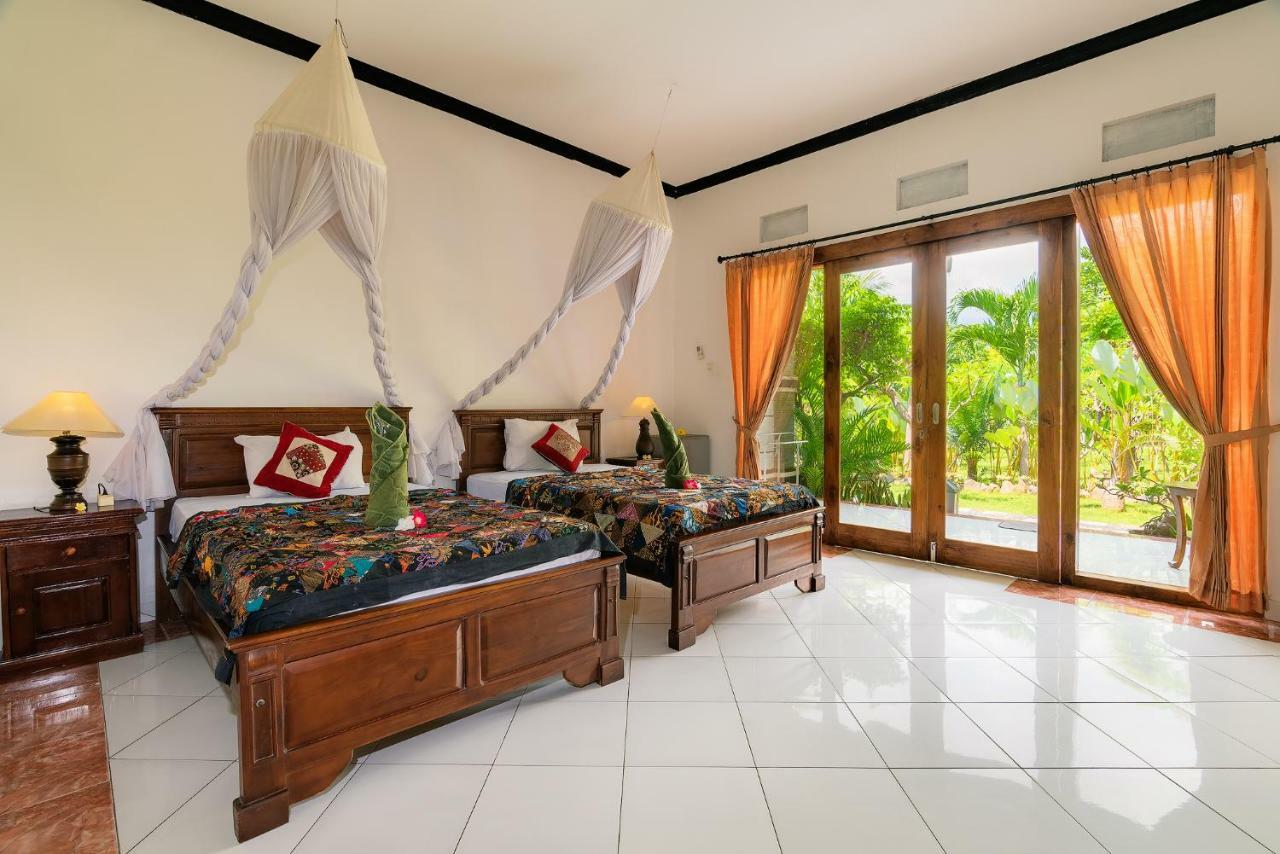Pondok Wisata Sartaya 2 โลวินา ภายนอก รูปภาพ