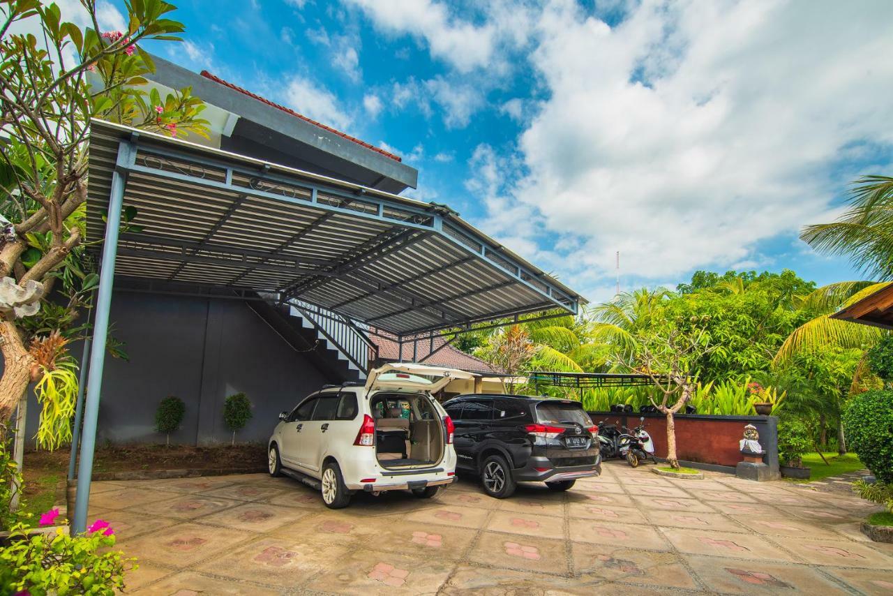 Pondok Wisata Sartaya 2 โลวินา ภายนอก รูปภาพ