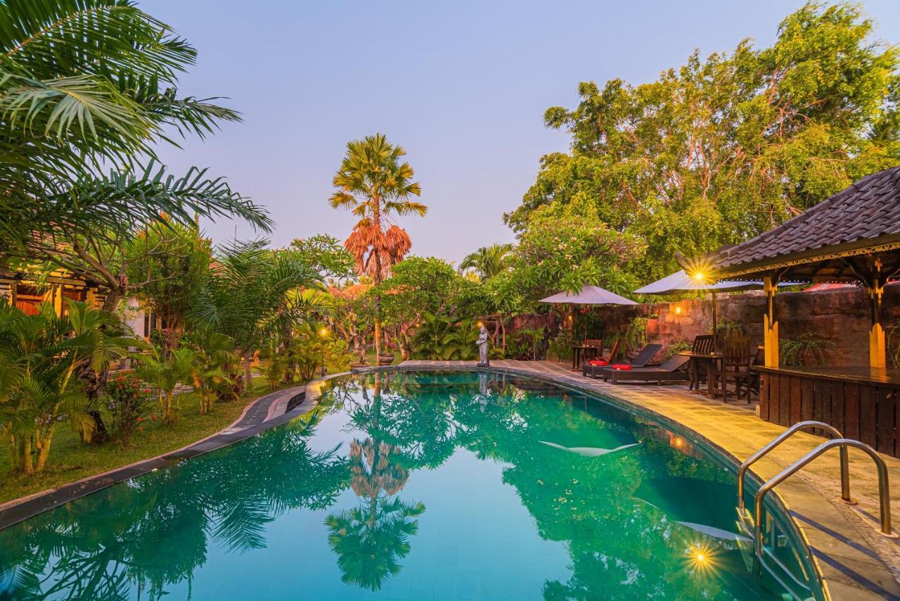 Pondok Wisata Sartaya 2 โลวินา ภายนอก รูปภาพ